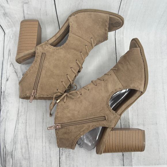 Report (11) BRAID Brown Faux Suede Leather Lace Up Heel Booties - Picture 3 of 9